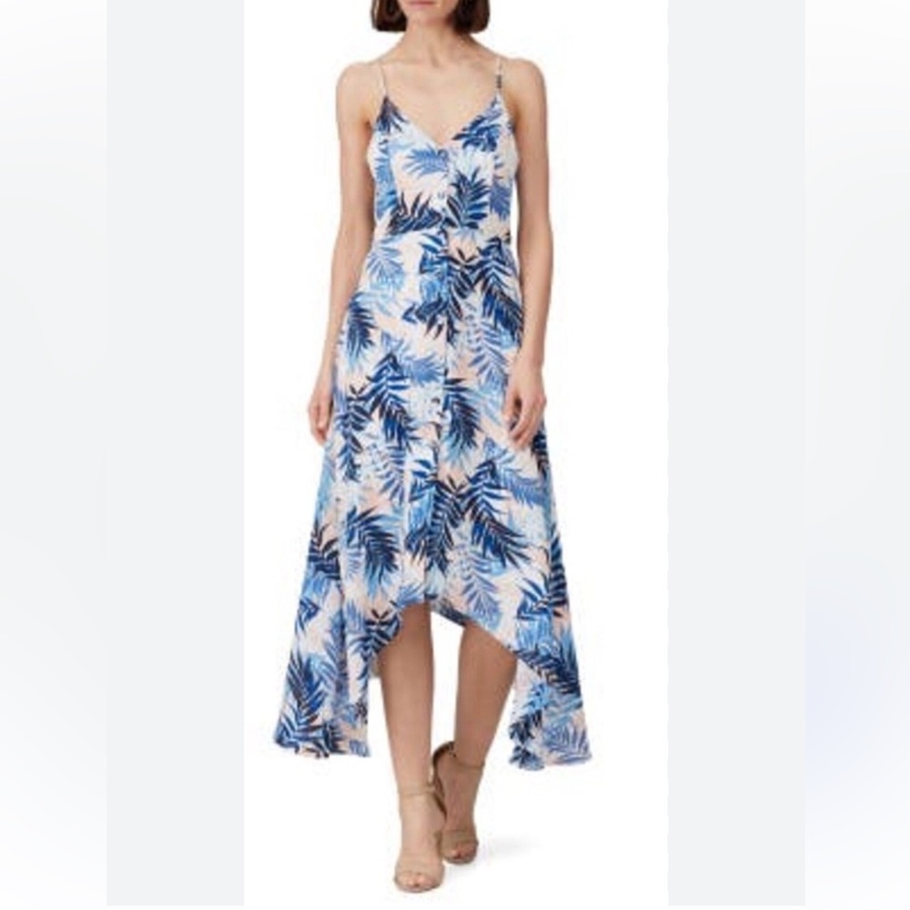 Slate & Willow Handkerchief Hem Dress | Size small‎ | Rent the Runway